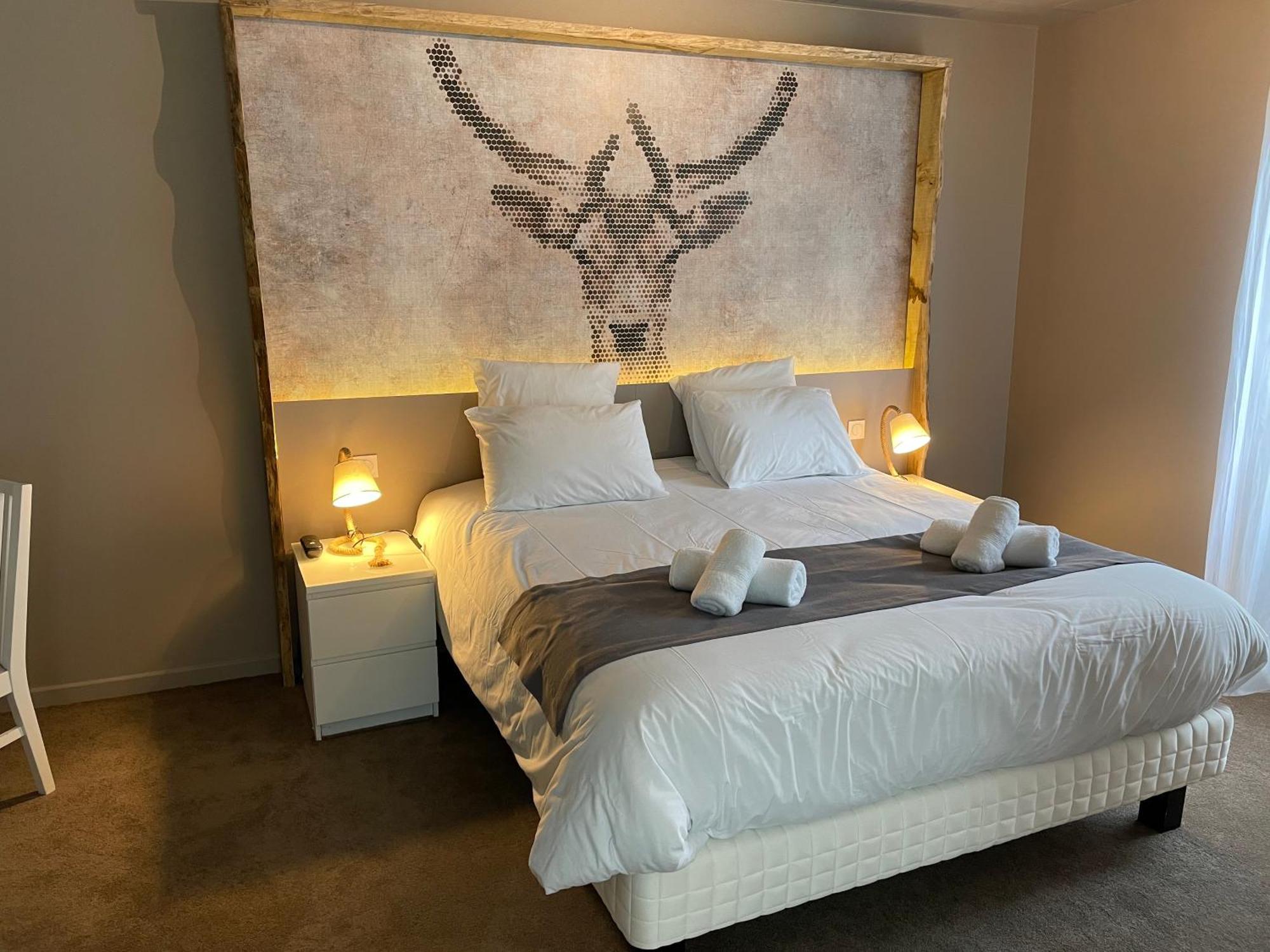 Le Troncais Hotel Saint-Bonnet-Tronçais Екстериор снимка
