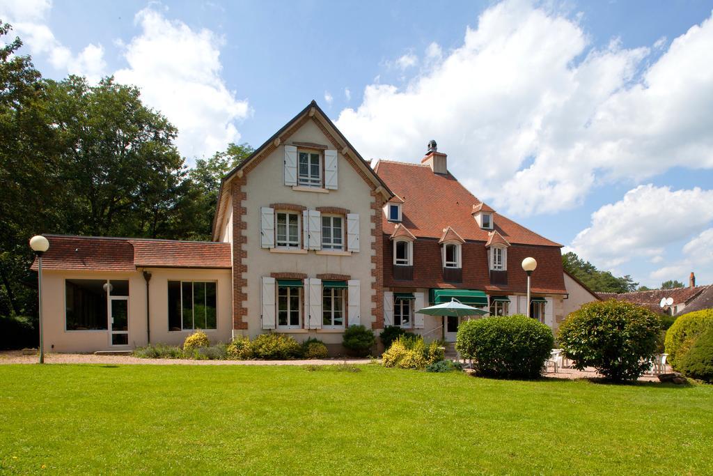 Le Troncais Hotel Saint-Bonnet-Tronçais Екстериор снимка
