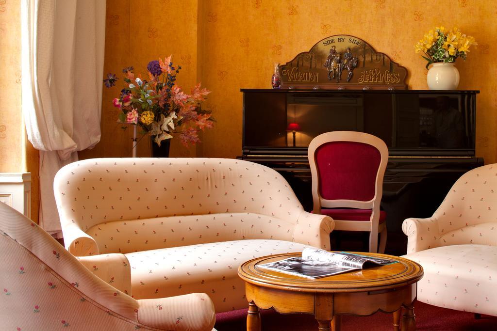 Le Troncais Hotel Saint-Bonnet-Tronçais Екстериор снимка