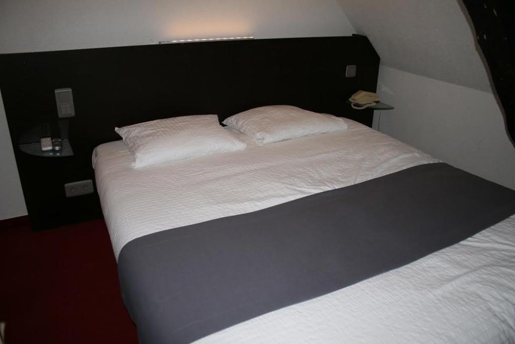 Le Troncais Hotel Saint-Bonnet-Tronçais Екстериор снимка
